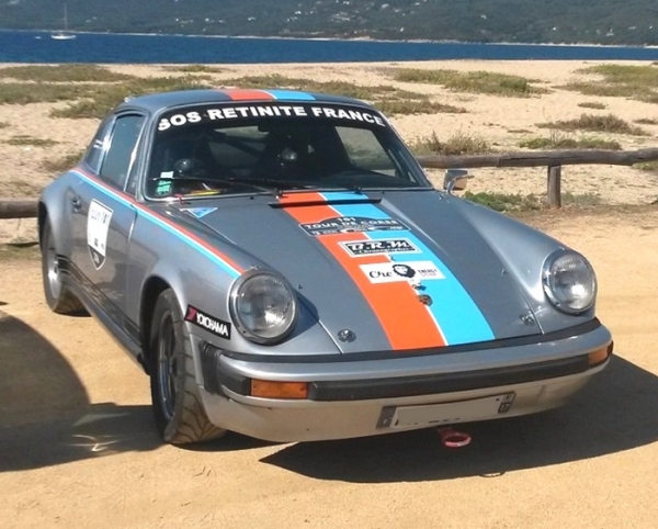 ☑ Porsche 911